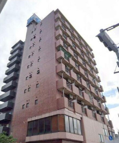 光１０．マンションの外観