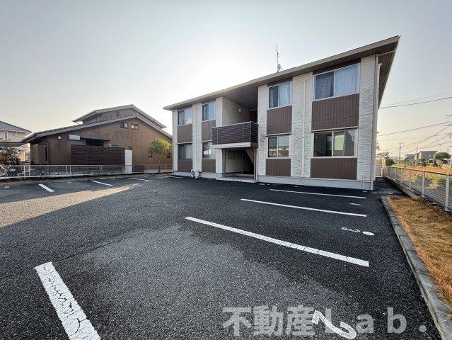 サンビレッジ清藤の駐車場