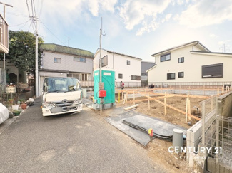 【前面道路含む現地写真】