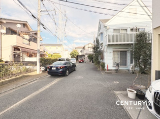 【前面道路含む現地写真】