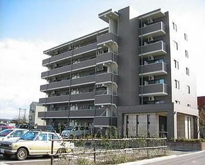 【外観】 | ベロウ上越