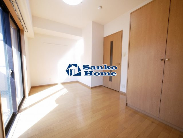 サンテミリオン江戸川橋の居間・リビング