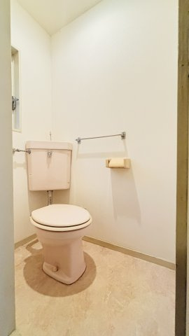 太宰府市朱雀２丁目のアパートのトイレ|別号数タイプ