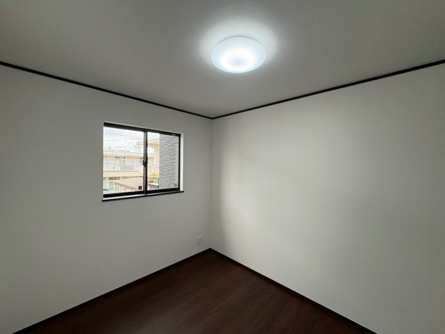 ＋＋読谷村上地－（全３棟）の洋室