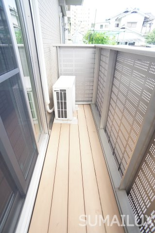 ピュアネス九学通りのバルコニー