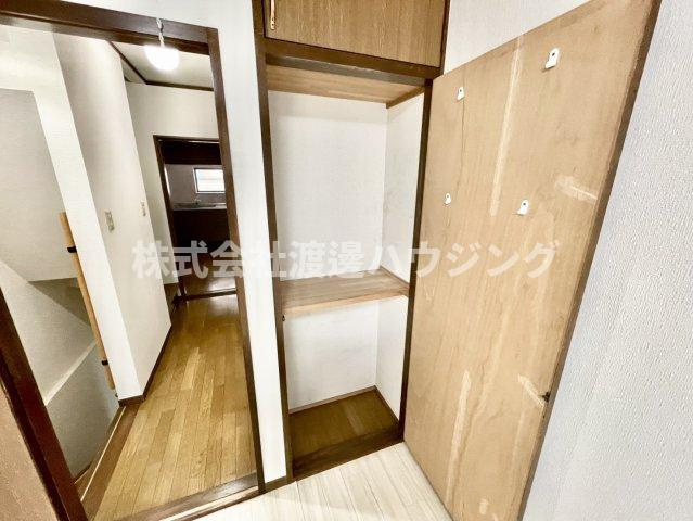 藤田町5丁目貸家の収納