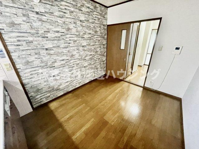 藤田町5丁目貸家の寝室