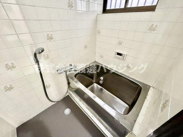 藤田町5丁目貸家の浴室