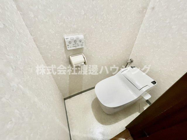 藤田町5丁目貸家のトイレ