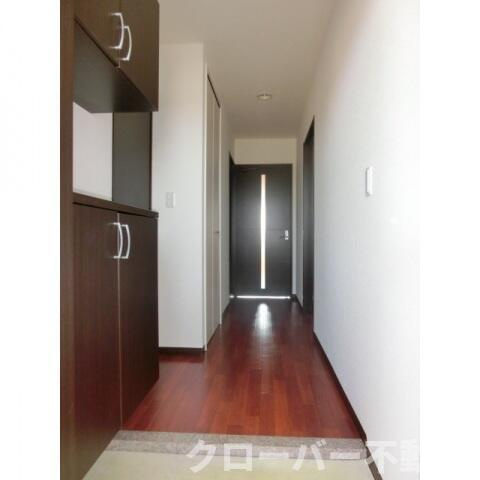 フォブールインフィニⅠの玄関