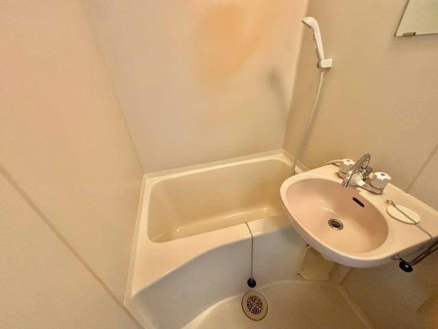 メゾン・ド・KY西飾磨の浴室