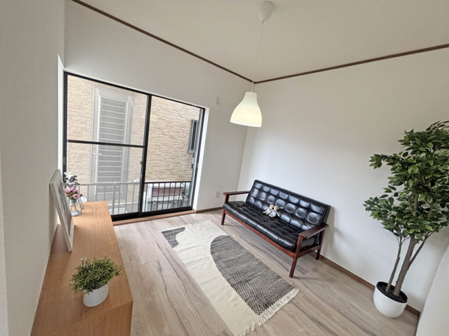 【居間・リビング】 | □■小田原市蓮正寺 中古戸建■□