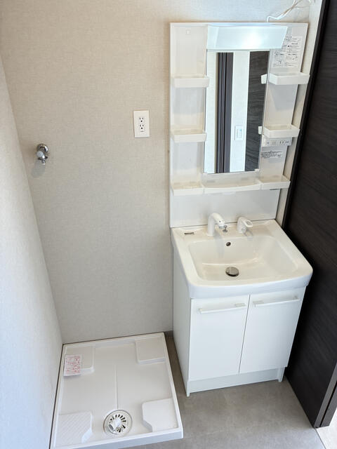 A&aビルの洗面所