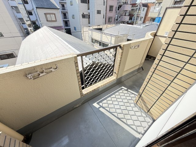 【バルコニー】 | エスメラルダ