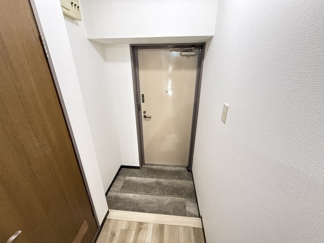 【玄関】 | エスメラルダ