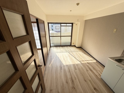 【居間・リビング】 | エスメラルダ