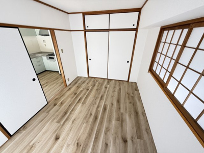 【居間・リビング】 | エスメラルダ