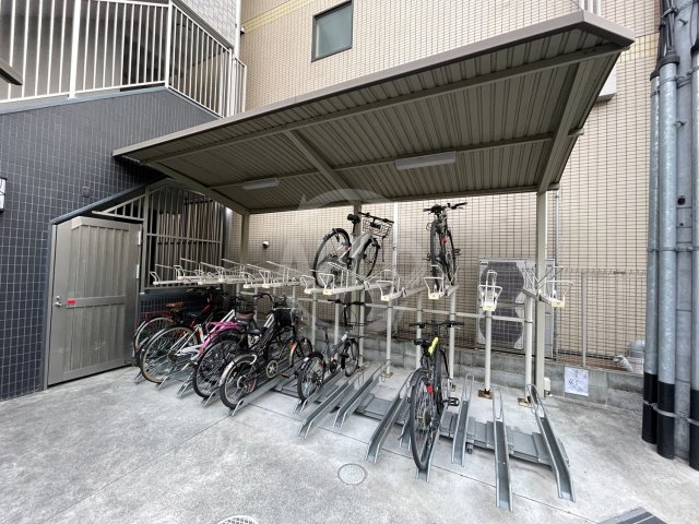 エスリード阿波座シティーウエストⅡのその他共用部分|エスリード阿波座シティーウエストII　駐輪場