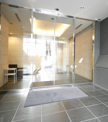 レジディア市ヶ谷Ⅱ のエントランス