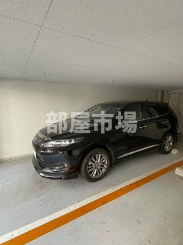 ステージファースト錦糸町アジールコートの駐車場