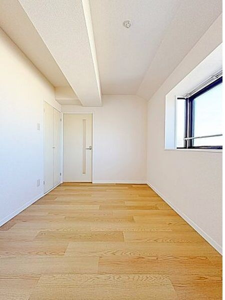 ステージ２１の洋室