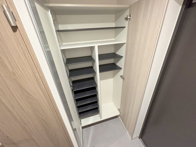 プランドール新北野の収納