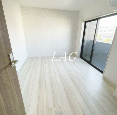 【居間・リビング】 | Ｈｉｍａｗａｒｉ検見川 | 洋室のお部屋です。