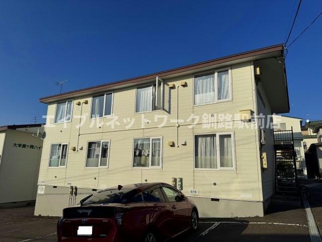 大栄緑ヶ岡ハイツ１の外観