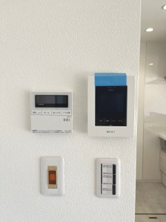 【セキュリティ】 | 新ゆりグリーンタウンアカシア街区８号棟 | モニター付きのインターホンで来客時も安心