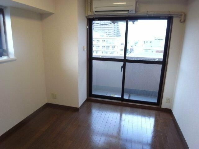 ライオンズプラザ本蓮沼の寝室