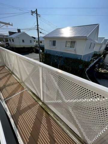 久留米市国分町のアパートのバルコニー