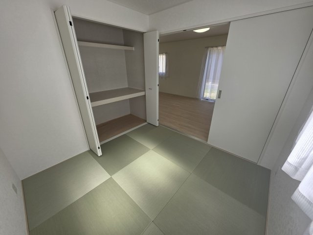 吉見町東野第22　の和室|１号棟現地和室（2026年07月10日）撮影　＊照明・レースカーテン付き♪