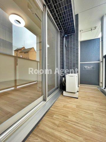 プレサンスSAKAEフロントのバルコニー