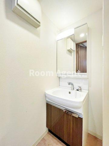 プレサンスSAKAEフロントの洗面所