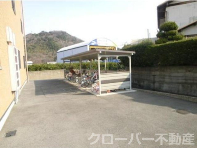 フォブールトロワのその他共用部分|駐輪場