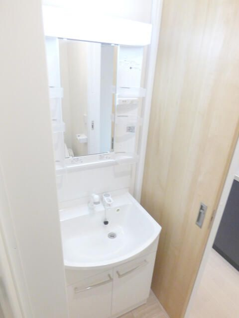 アートスタイル五反野の独立洗面台