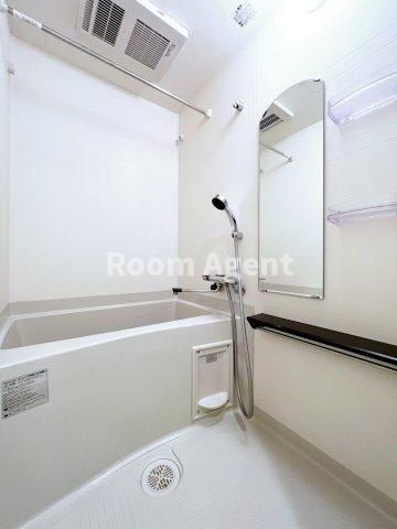 プレサンス上前津フィットの浴室