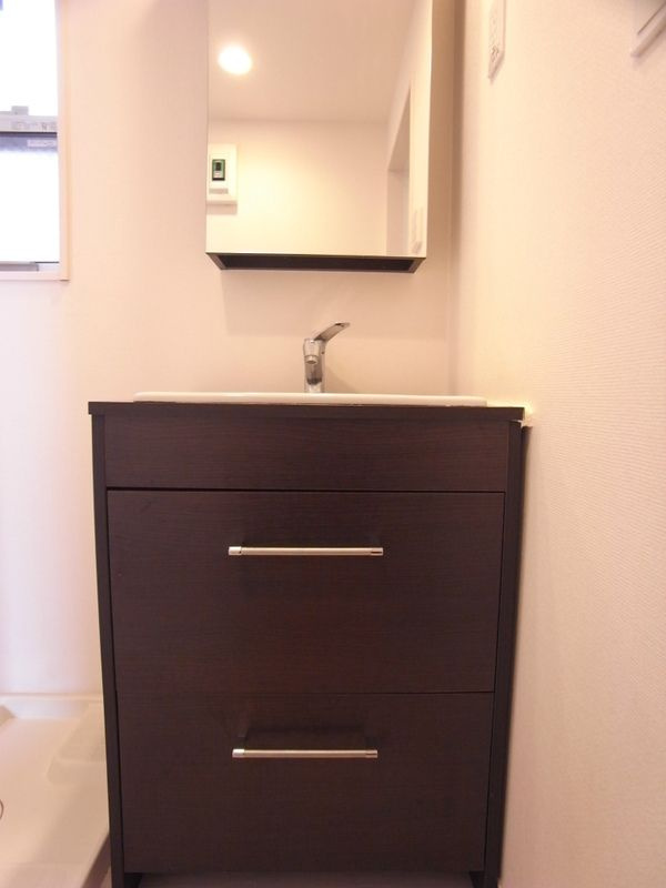 リブリ・たんぽぽの独立洗面台