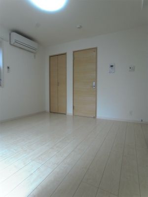 リブリ・たんぽぽの寝室