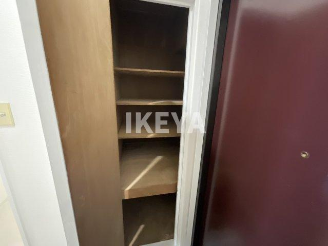 グレーシィ天神橋の収納