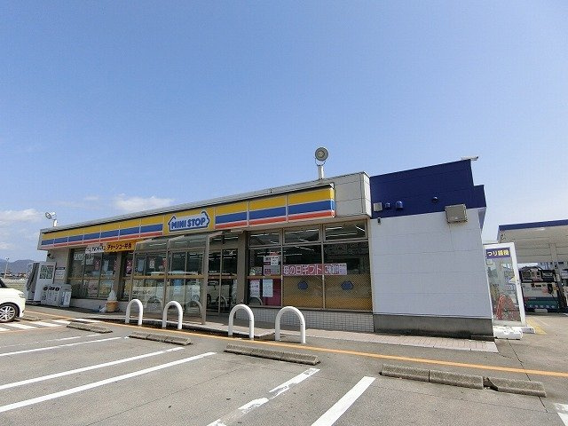 フォン　リシェスⅡの周辺|ミニストップ 池田町本郷店まで1300m