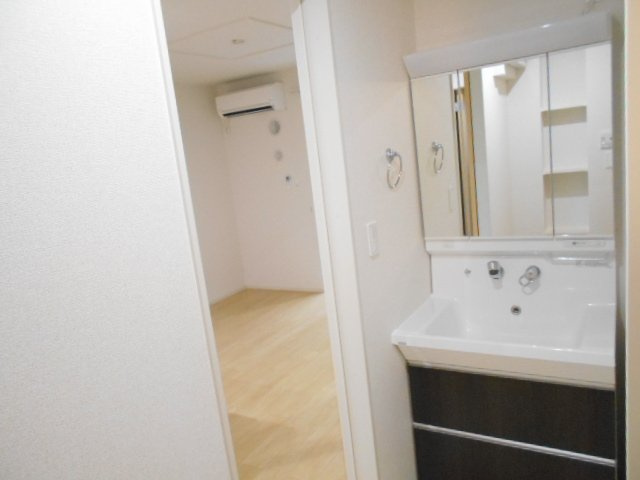 フォン　リシェスⅡの洗面所