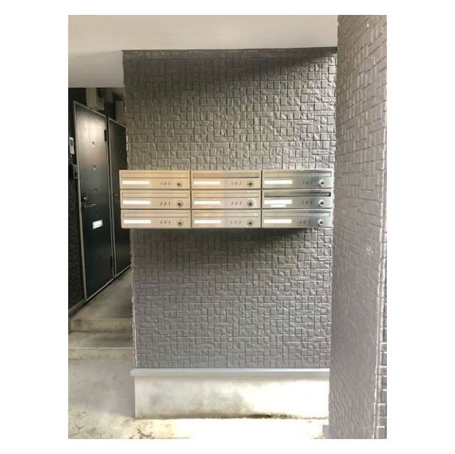 クイーンズコートⅡの外観