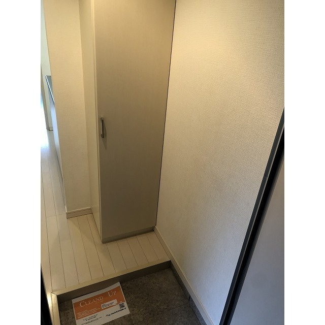 クイーンズコートⅡの玄関