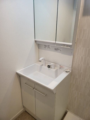 【洗面所】 | ＫｏｍｏｒｅｂｉＣｏｕｒｔ