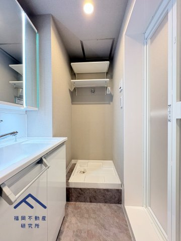 エクセレンス谷の玄関