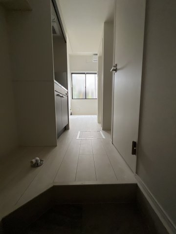 エリムレジデンス豊島園の玄関|103号室イメージの為、現状を優先致します。