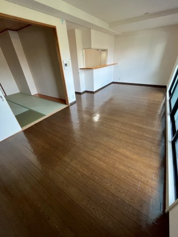 エドモンドヒルズ夙川の居間・リビング