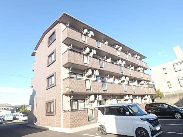 グローリーノーブルの外観