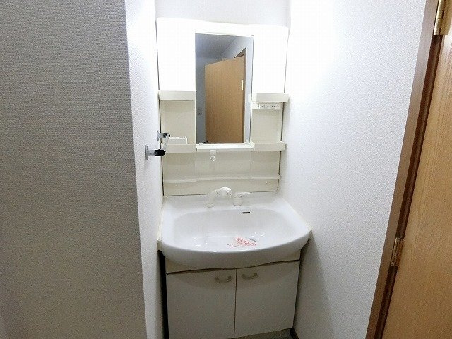 ソレアードＡの洗面所